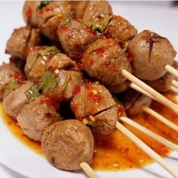 ลูกชิ้นเนื้อทอด