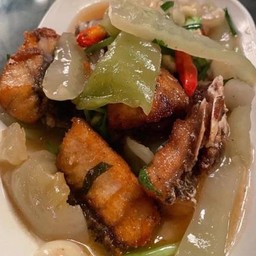 ปลากะพงผัดเกี้ยมฉ่าย