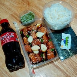 [อร่อยซ่ากับโค้ก] เซตแซลมอนดอง 1 ชุด +  โค้ก ออริจินัล (ขวด)