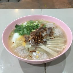 ก๋วยจั๊บ คุณนาย