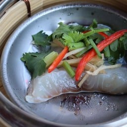 ปลากระพงนึ่งซีอิ๊ว