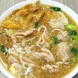 ราดหน้าเส้นใหญ่ใส่ไข่