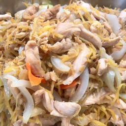 ไก่ผัดขิง