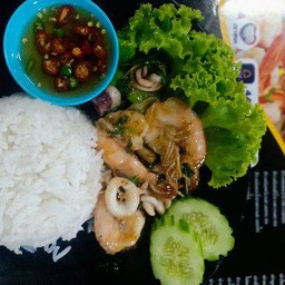 ข้าวกระเพราทะเล