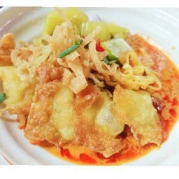 ข้าวซอยเกี้ยวกุ้ง