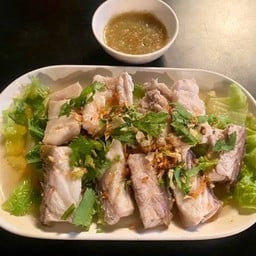 ปลากะพงลวกจิ้ม