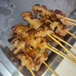 หมูปิ้งโบราณ by มินนี่