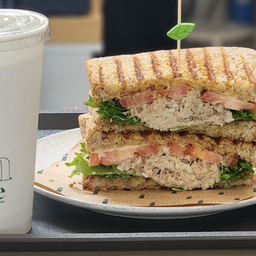 แซนวิชทูน่า