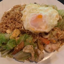 มาม่าผัด