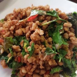 กะเพราหมู-หมึก-กุ้ง-เนื้อ