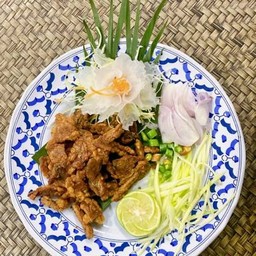 ไข่ปลากระบอกยำ