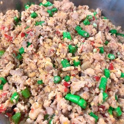 กะเพราไก่สับ