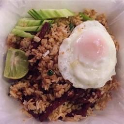 ข้าวผัดเนื้อเค็ม-หมูเค็ม