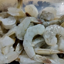 กุ้งสด