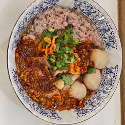 ก๋วยเตี๋ยวหมูต้มยำกุ้งฝอยโบราณ