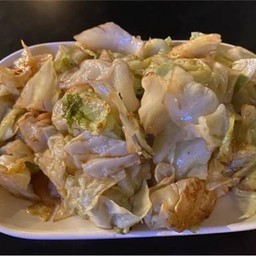 กะหลำ่ปลีผัดน้ำปลา