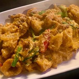 ผัดผงกะหรี่ หมึก กุ้ง