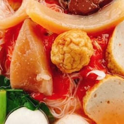 ร้านเย็นตาโฟ76