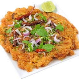 ไข่เจียวลาบ-เสิร์ฟคู่น้ำจิ้มแจ่ว