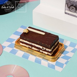 อัลมอนด์ ช็อคโกแลต เค้ก สไลซ์