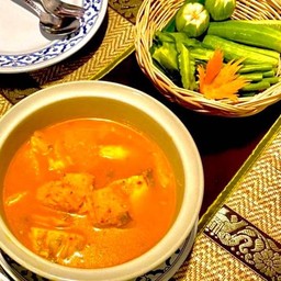 แกงส้มสับปะรด