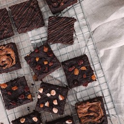 บราวนี่มันม่วงไร้แป้ง Sweet Potato Brownie