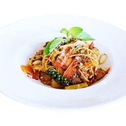 สปาเก็ตตี้หมูนุ่มผัดขี้เมา