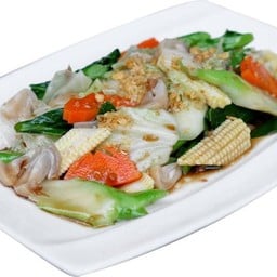 ผัดผักรวมมิตร