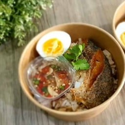 ข้าวปลาแกะนายช่าง•_• Crispy Fish&Green Mango Rice Bowl•_•