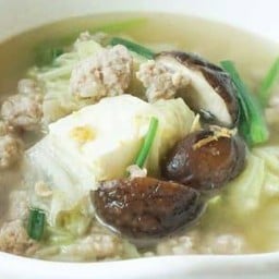 แกงจืดเต้าหู้หมูสับ