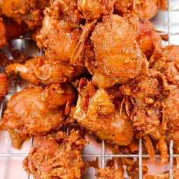 ข้าวกล่องซี่โครงหมูทอด