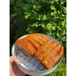 หมูกรอบเจ้าคุณ L 500 g.