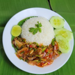 ข้าวยำปลากระป๋องแซบเวอร์