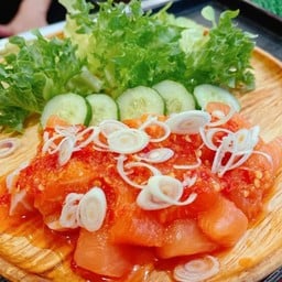 ยำปลาแซลมอน