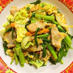 สุกี้แห้ง