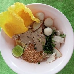 ก๋วยเตี๋ยวแห้งต้มยำ