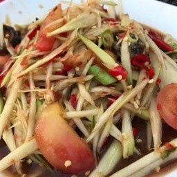 ส้มตำปลาร้า ปูนานึ่ง( ถ้ามี)