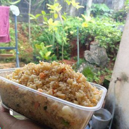 ข้าวผัดหมู