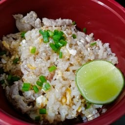 ข้าวผัดหมู