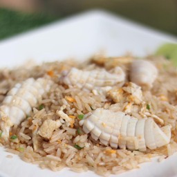 ข้าวผัดหมึก หมึก หมึก