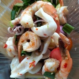 ตำมาม่าทะเล