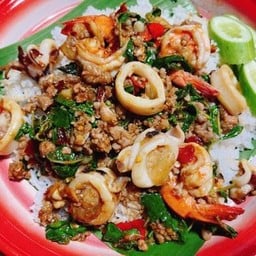 กะเพราทะเลหมูสับ