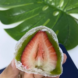 ไดฟูกุไซร์ xL 1  สตอเบอรี่ใหญ่มาก