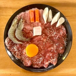 หมูกระทะชุดกลาง