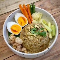 ข้าวผัดแกงฮังเลหมู