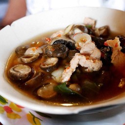 แก๋งเห็ดถอบ