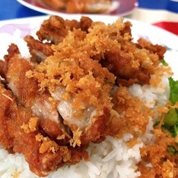 ไกทอด (ราดข้าว)