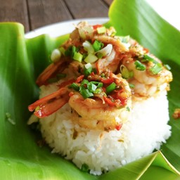 ข้าวราดคั่วพริกเกลือ