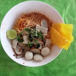 ก๋วยเตี๋ยวแห้งต้มยำพิเศษ