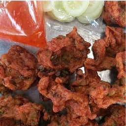 ร้านข้าวแกงป้ารี  ตลาดใหม่จอมทอง